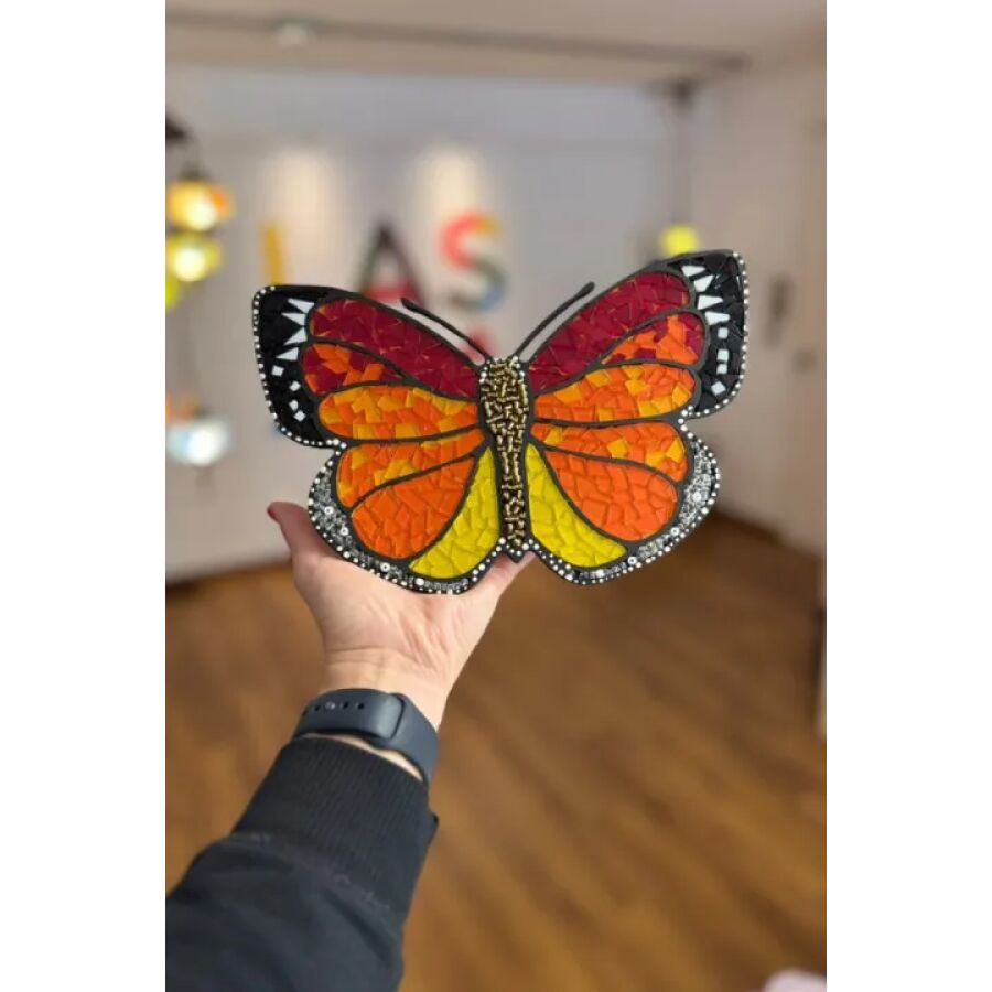 Taller Mosaico Figura de Madera